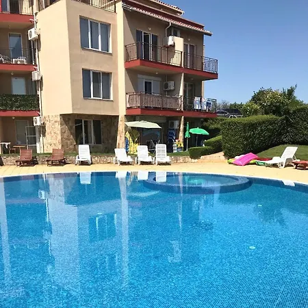 Ξενοδοχείο με διαμερίσματα Rose Σωζόπολη
